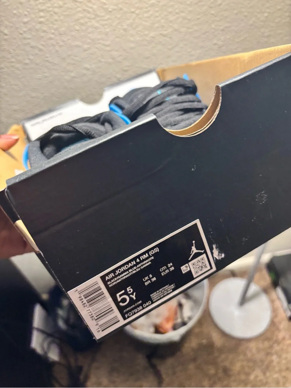 Jordan 4 Retro 